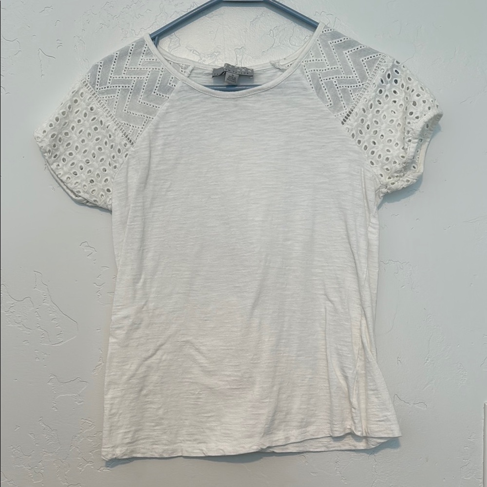 Carolyn Taylor Cream Short Sleeve Tee with Lace Detail